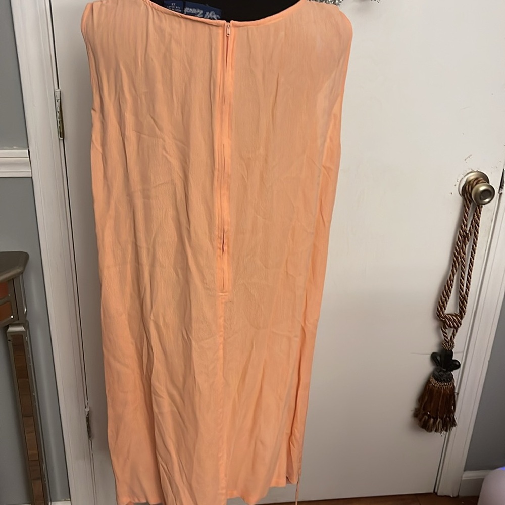 Dress - Picture 6 of 7